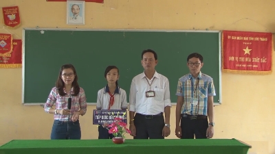 Tiếp bước cho em đến trường 10-09-2015
