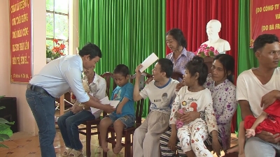 Vì nạn nhân da cam 12-08-2015