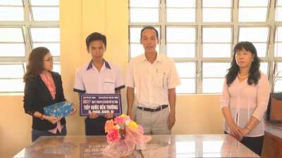 Tiếp bước cho em đến trường 10-02-2016