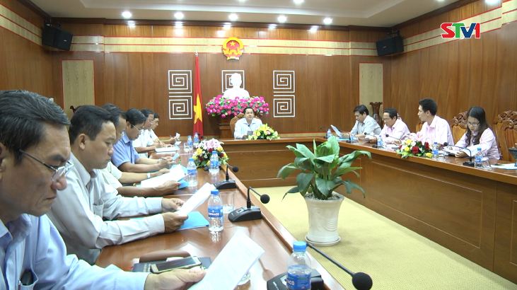 Lãnh đạo UBND tỉnh dự cuộc họp với Hội đồng cử tuyển tỉnh Sóc Trăng
