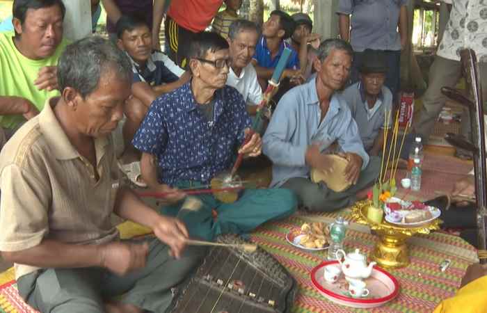 Âm nhạc trong nghi thức hạ thủy ghe Ngo (04-11-2022)