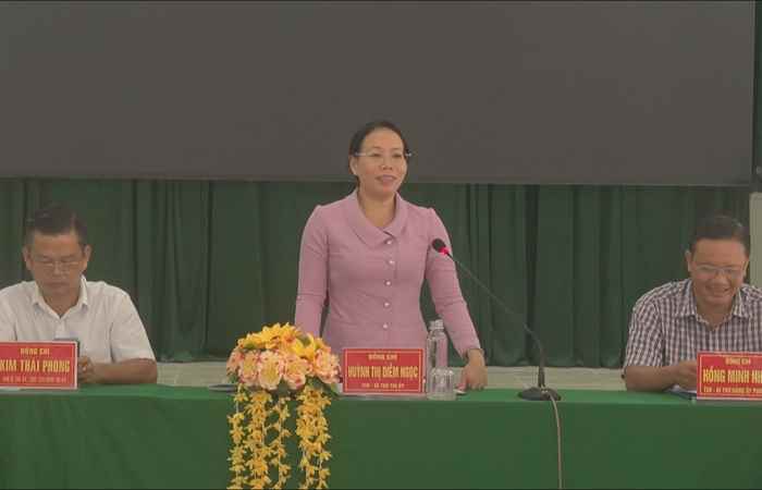 Ngã Năm: Bí thư Thị ủy làm việc với Đảng ủy, UBND phường 2