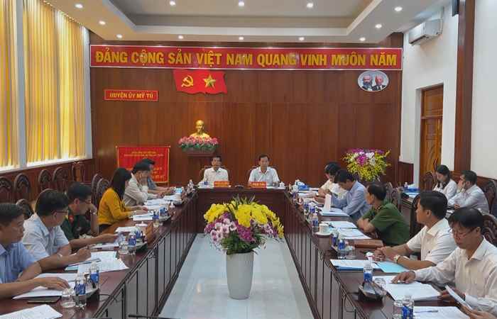 Ban Thường vụ Huyện ủy Mỹ Tú đánh giá tình hình thực hiện nhiệm vụ 6 tháng đầu năm 2024