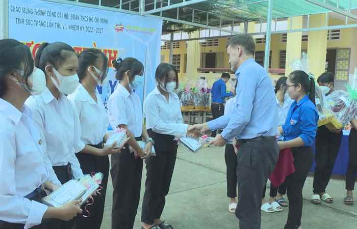  Chương trình “Vì đàn em thân yêu”