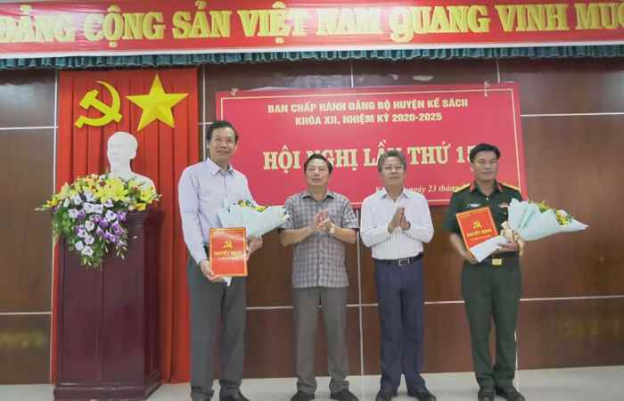 Kế sách: Ban Chấp hành Đảng bộ huyện khóa XII tổ chức Hội nghị lần thứ 15