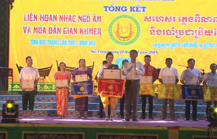 Bế mạc Liên hoan nhạc ngũ âm, múa dân gian Khmer tỉnh Sóc Trăng lần thứ I năm 2018