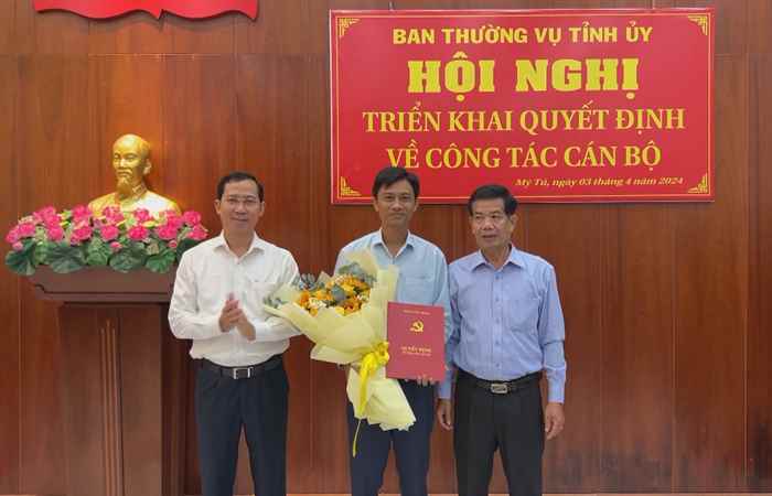 Ban Thường vụ Huyện ủy Mỹ Tú đánh giá tình hình thực hiện nhiệm vụ quý I -2024