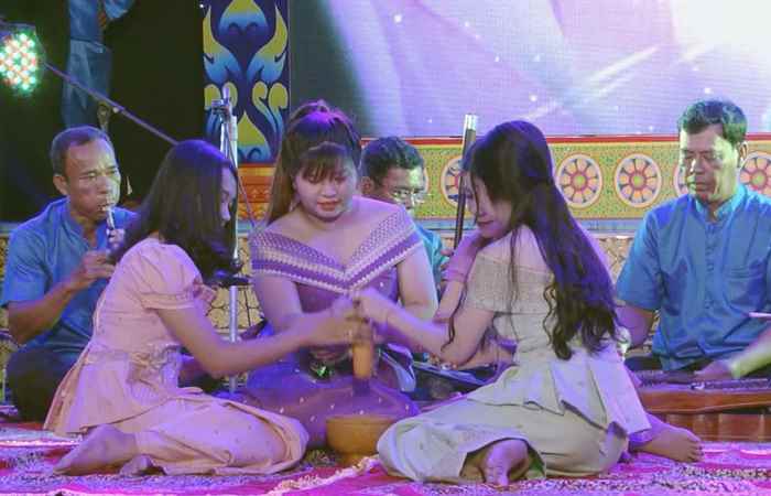 Ca nhạc Khmer 17-11-2018