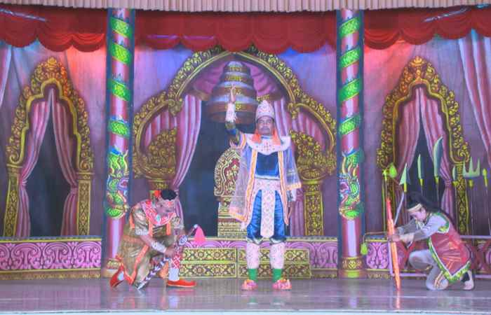  Câu chuyện văn hóa - Tiếng Khmer (21-07-2023)