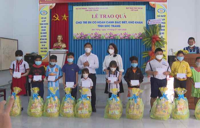 Chăm lo trẻ mồ côi bị ảnh hưởng bởi dịch COVID-19 