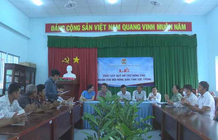 Châu Thành: Hội Nông dân tỉnh Sóc Trăng hỗ trợ vốn vay 1 tỷ đồng cho nông dân xã Thuận Hòa và Hồ Đắc Kiện