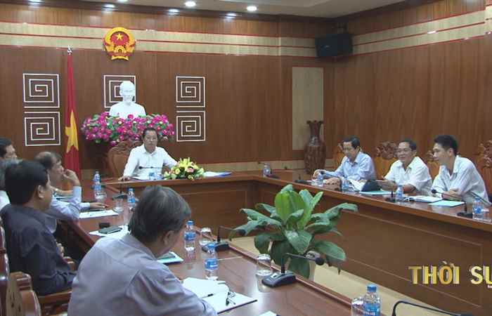 Chủ tịch UBND tỉnh làm việc về tuyển dụng, thi thăng hạng chức danh nghề nghiệp viên chức chuyên Ngành Y tế