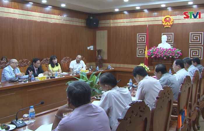 Chủ tịch UBND tỉnh làm việc với Công ty TNHH Xây dựng và thương mại Đức Thắng