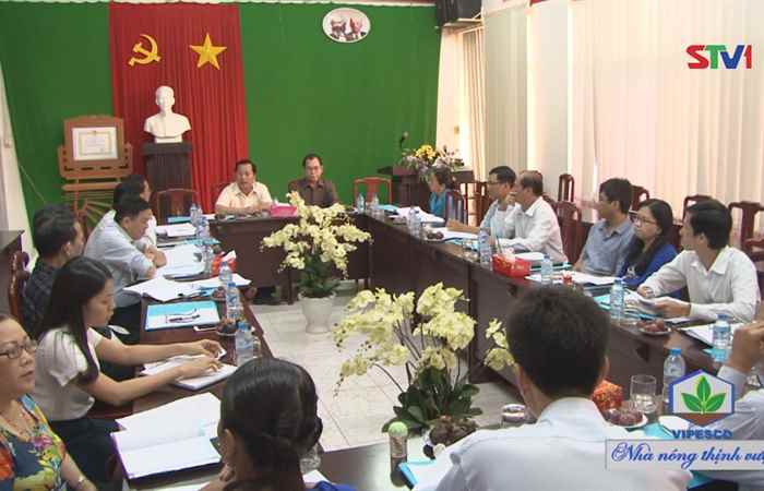 Chủ tịch UBND tỉnh Sóc Trăng giám sát việc lãnh đạo, chỉ đạo đẩy mạnh cải cách hành chính tại Sở Nội vụ