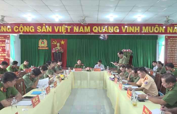 Ngã Năm: Công an tỉnh kiểm tra kết quả thực hiện công tác 10 tháng năm 2022