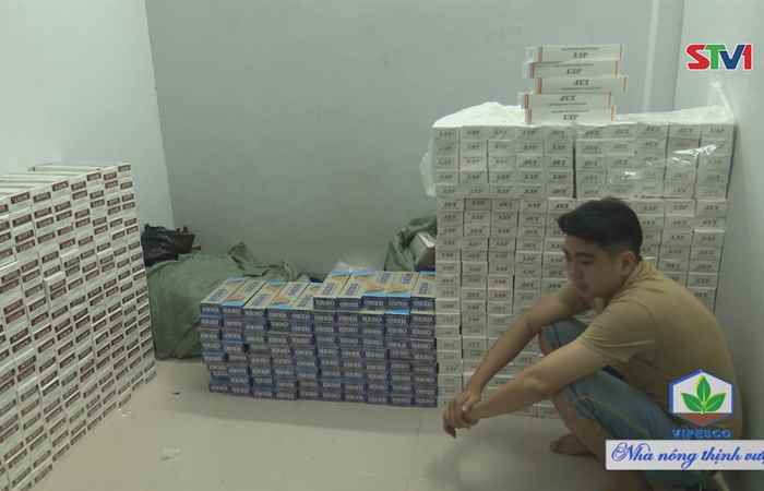 Công an tỉnh Sóc Trăng bắt quả tang đối tượng tàng trữ, mua bán thuốc lá điếu nhập lậu