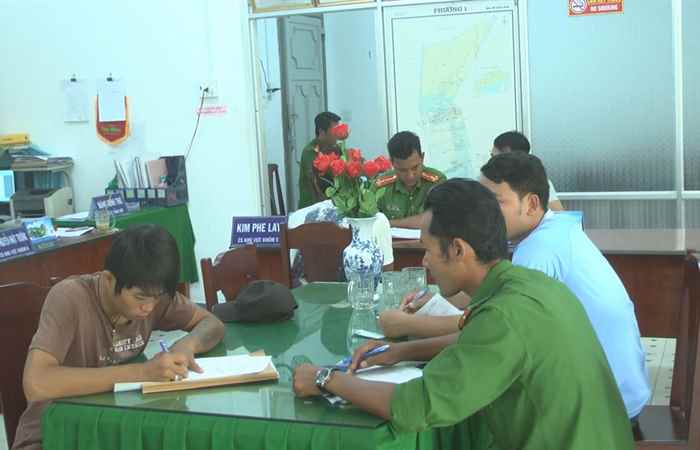 Công an Vĩnh Châu bắt 4 đối tượng sử dụng trái phép chất ma túy