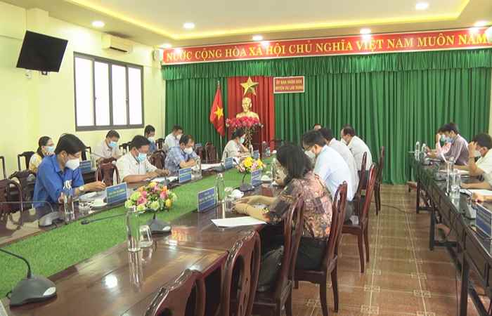 Cù Lao Dung triển khai công tác phòng, chống dịch COVID-19