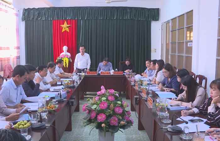 Cục Trẻ em thuộc Bộ LĐ,TB&XH làm việc tại thị xã Vĩnh Châu