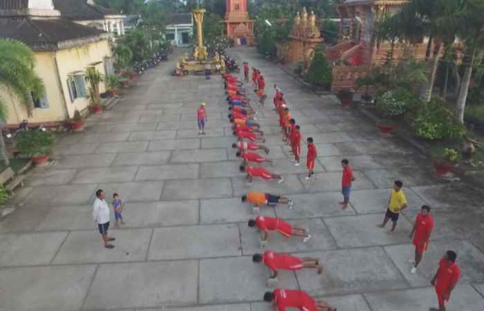 Cùng hát...hầy dơ (11-10-2022)