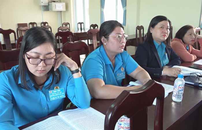Trần Đề: Công đoàn cơ sở Liên đoàn lao động - Hội Nông dân - Hội Cựu chiến binh Đại hội điểm Công đoàn cơ sở