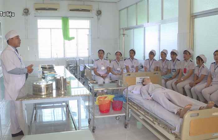 Chuyên mục: Đào tạo nghề gắn với giải quyết việc làm (28-12-2021)