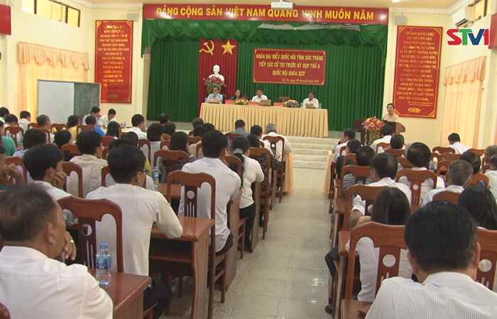 Đoàn đại biểu Quốc hội Sóc Trăng tiếp xúc cử tri tại thị trấn Huỳnh Hữu Nghĩa, huyện Mỹ Tú