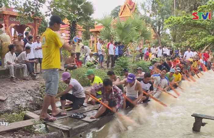 Đội ghe chùa TứK Prây huyện Long Phú nô nức chuẩn bị lễ hội Óoc om bóc