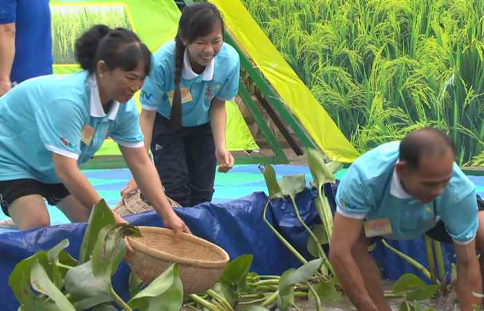 Đồng hành cùng Nhà nông vượt khó 15-04-2018