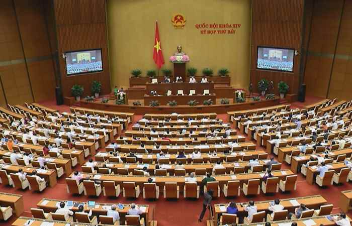 Dự thảo Luật phòng chống tác hại rượu, bia đã được Quốc hội thông qua, trong đó quy định cấm điều khiển phương tiện giao thông khi uống rượu, bia