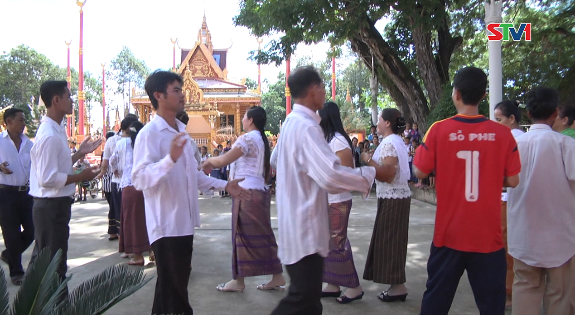 Lễ hội Óoc Om Bóc Đua Ghe Ngo Sóc Trăng 2016 25-10-2016