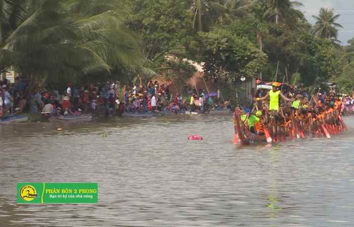 Giải Đua Ghe Ngo Truyền Thống Huyện Long Phú Lần Thứ 16/2018