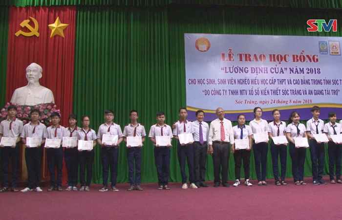 Học bổng Lương Định Của tiếp thêm động lực cho học sinh, sinh viên nghèo hiếu học