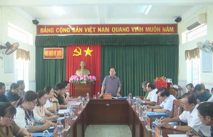 Mỹ Xuyên xét duyệt công dân đủ điều kiện ra lệnh gọi nhập ngũ năm 2024