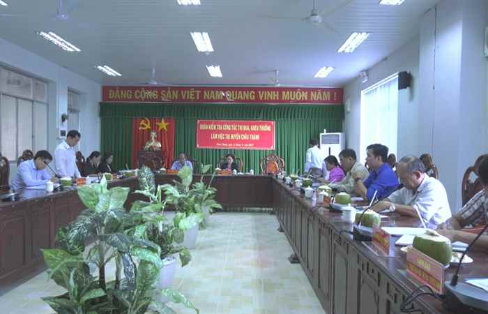 Hội đồng Thi đua khen thưởng tỉnh làm việc tại huyện Châu Thành