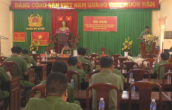 Mỹ Xuyên: Hội nghị đối thoại giữa Đảng ủy, lãnh đạo Công an huyện với đoàn viên, hội viên
