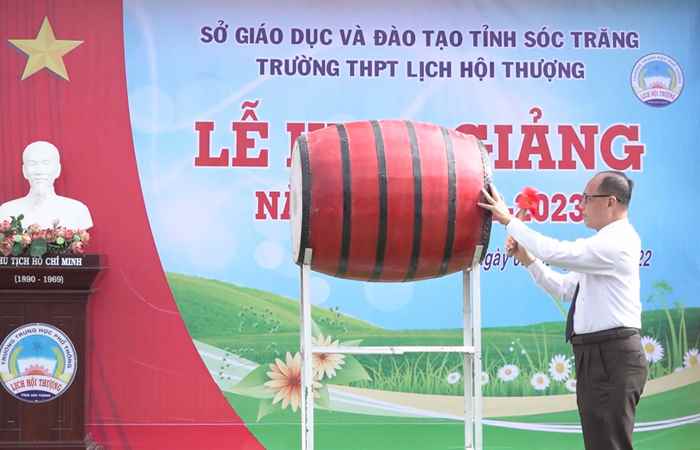  Trần Đề khai giảng năm học mới