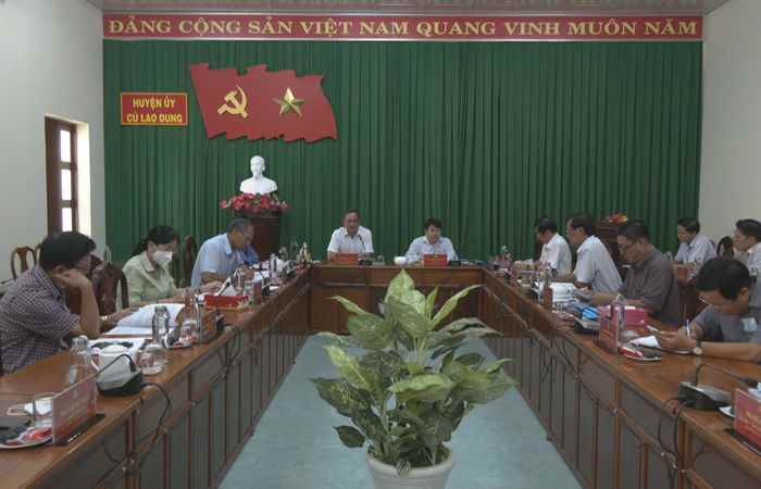 Cù Lao Dung: Ban Thường vụ Huyện ủy triển khai nhiệm vụ tháng 6 