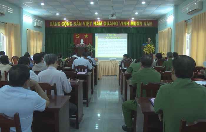 Mỹ Tú quán triệt, triển khai các Nghị quyết, Chương trình, Kế hoạch về đẩy mạnh xây dựng lực lượng Công an nhân dân