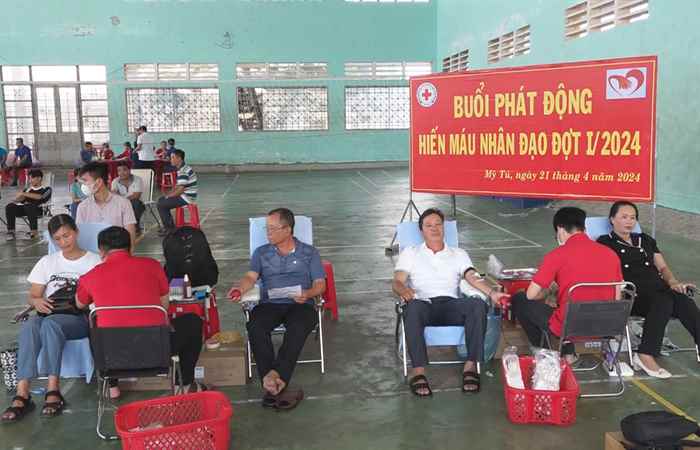 Đợt I-2024, huyện Mỹ Tú vận động được 188 đơn vị máu