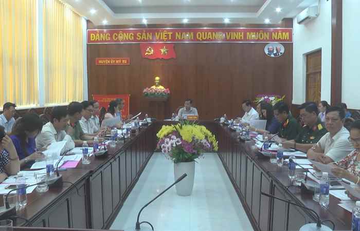 Huyện ủy Mỹ Tú triển khai các nội dung chuẩn bị cho các hoạt động Tết Quân - Dân năm 2024
