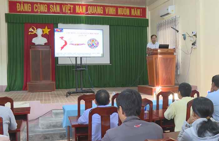 Kế Sách bồi dưỡng lý luận chính trị và chuyên môn cho cán bộ Hội Nông dân  
