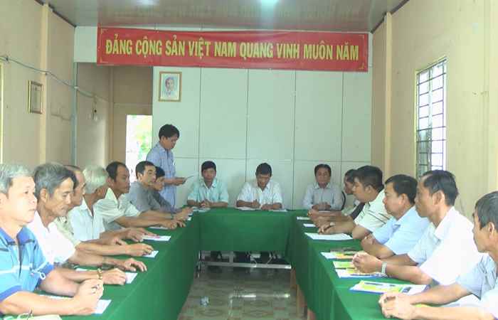 Kế Sách khai giảng lớp đào tạo nghề chăm sóc hoa kiểng, cây cảnh