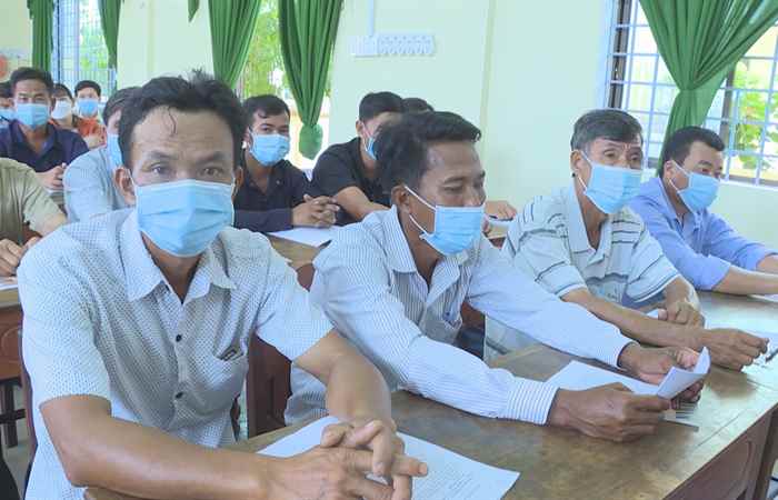 Huyện Mỹ Xuyên bồi dưỡng lý luận chính trị và nghiệp vụ cho cán bộ Hội Nông dân ở cở sở  