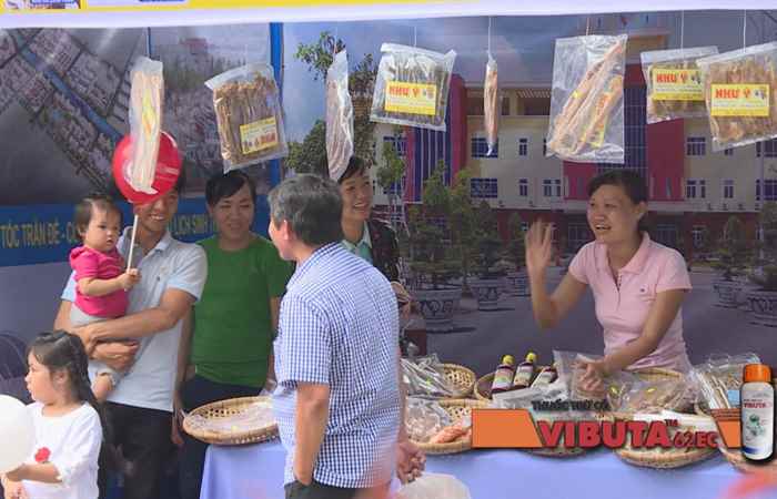Hội chợ thương mại, triển lãm và liên hoan ẩm thực Sóc Trăng năm 2017 28-10-2017