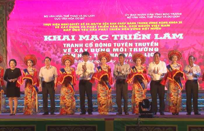 Khai mạc Triển lãm tranh cổ động và Liên hoan nhạc ngũ âm, múa dân gian Khmer tỉnh Sóc Trăng  