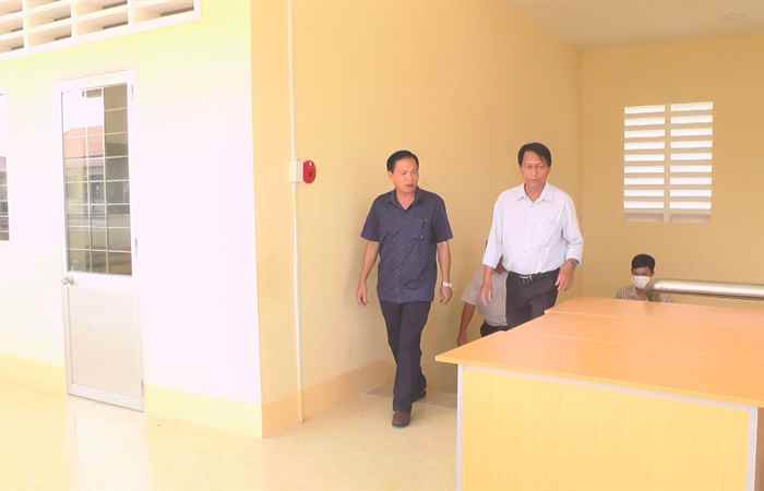 Thanh Trị: Kiểm tra cơ sở vật chất chuẩn bị năm học mới