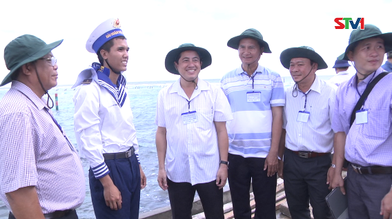 Ký sự nơi đảo xa - Tập 2: Sức sống trên Đảo chìm và Đảo nổi