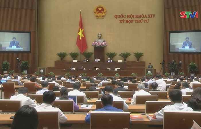 Kỳ họp thứ 4, Quốc hội khóa XIV làm việc trong ngày 27/10
