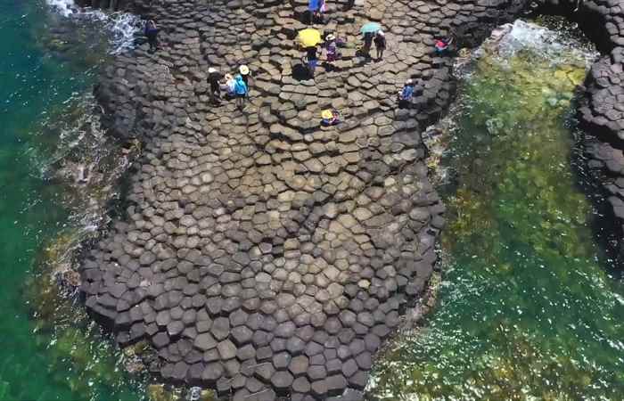 Trên những cung đường biển Việt Nam - Eo gió, gành đá đĩa - những diệu kỳ của biển (01-02-2023)
